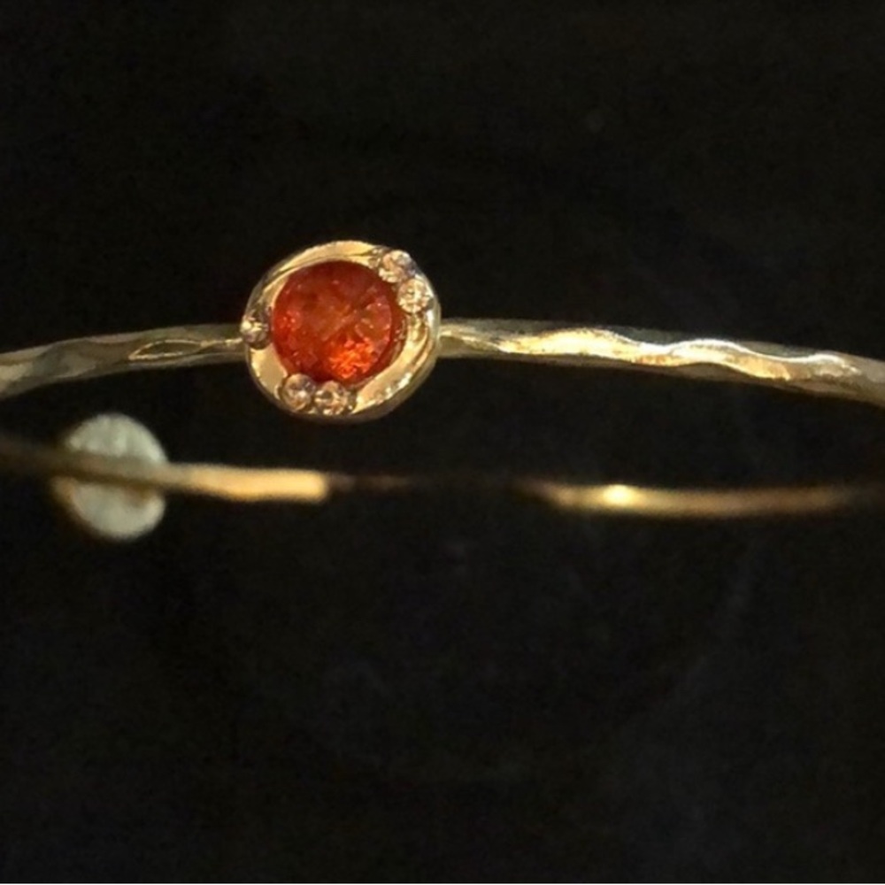 Elegant Gold Bangle Set - Picture 4 of 7